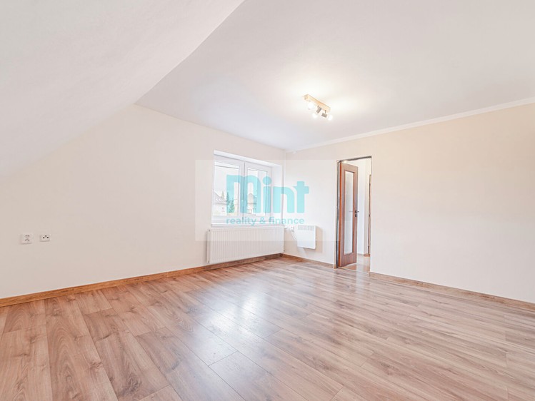 Prodej komerčního prostoru, 250 m² (2 z 41)