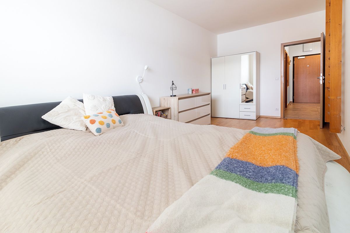 Pronájem bytu 2+kk 62 m² – fotografie 5