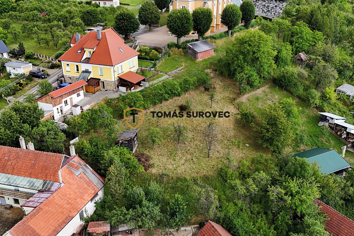 Prodej stavebního pozemku 1500 m² – fotografie 2