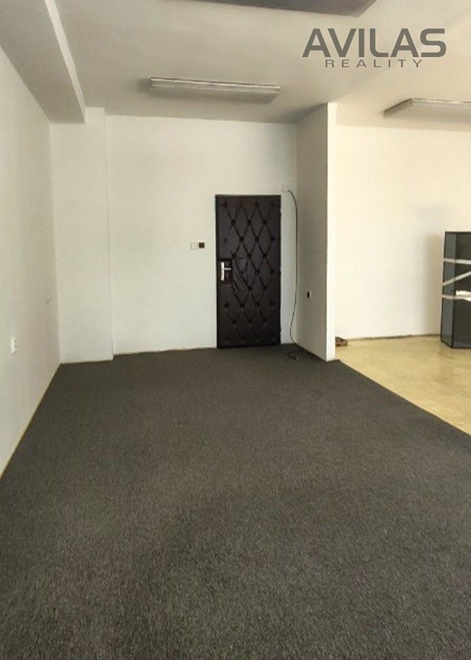 Pronájem kanceláře 38 m² – fotografie 3