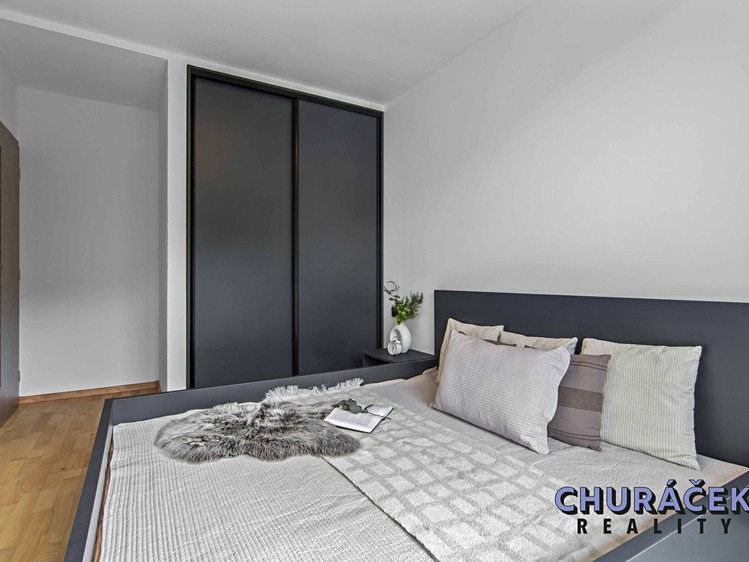Prodej komerčního prostoru, 303 m² (41 z 79)