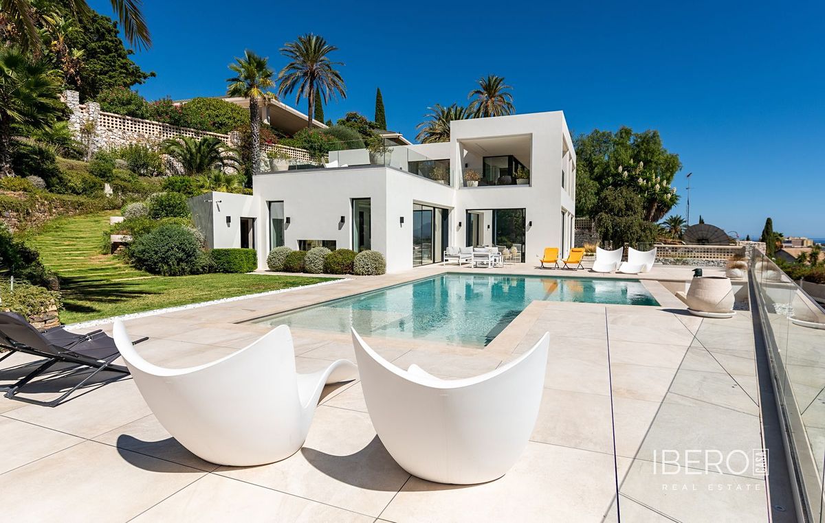 Prodej rodinného domu 429 m², pozemek 1250 m², Marbella – fotka 1 z 3