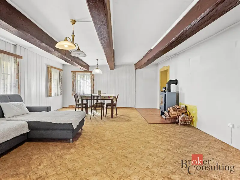 Prodej rodinného domu 220 m², pozemek 2750 m², Dolní Podluží – náhled fotky 3