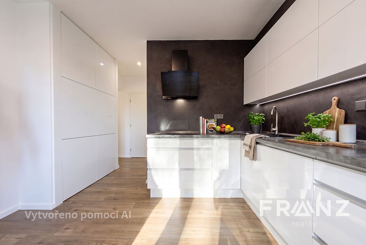 Pronájem bytu 2+1 61 m²