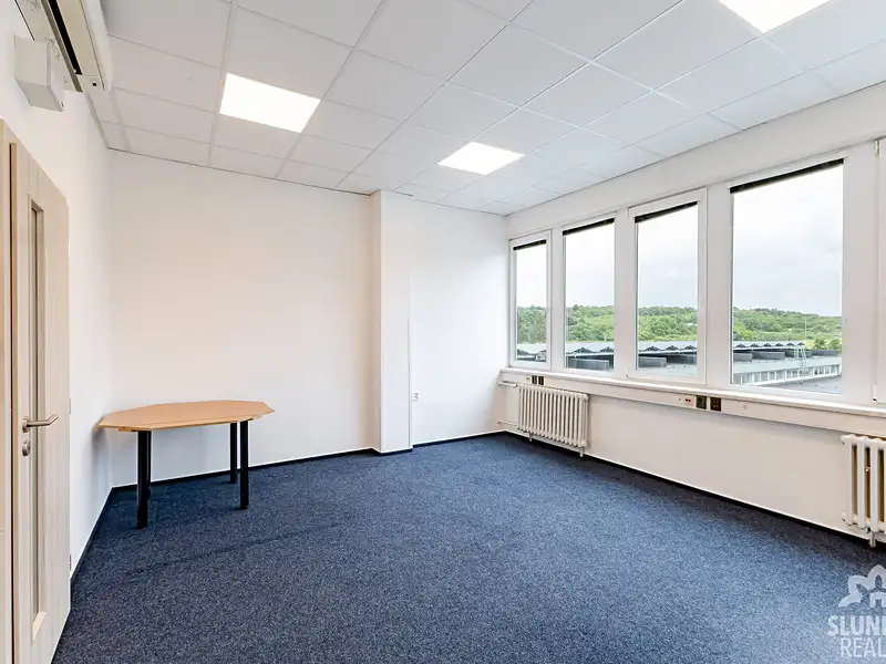 Pronájem kanceláře 23 m², Brno – náhled fotky 1