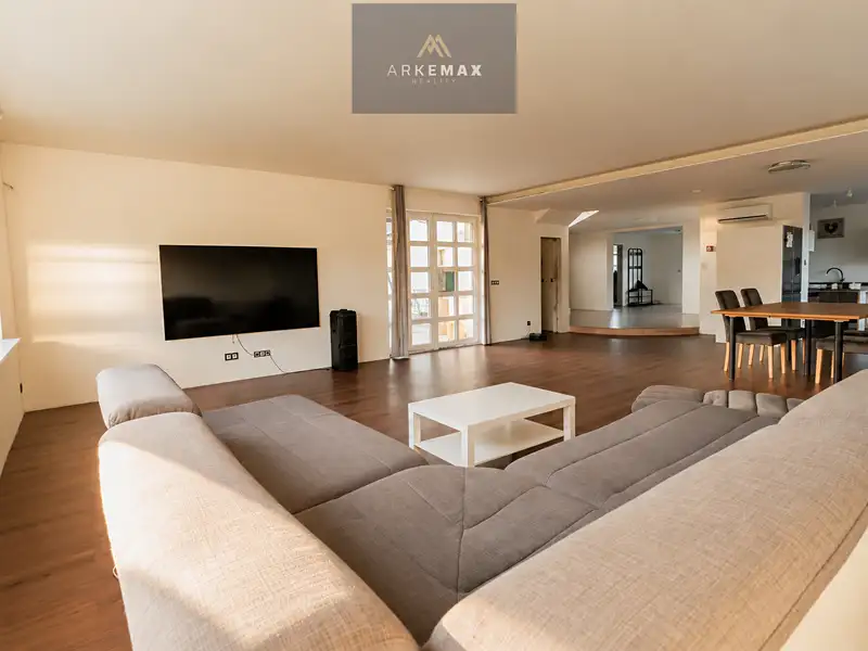 Prodej rodinného domu 398 m², pozemek 5060 m², Petrovice u Karviné – náhled fotky 1