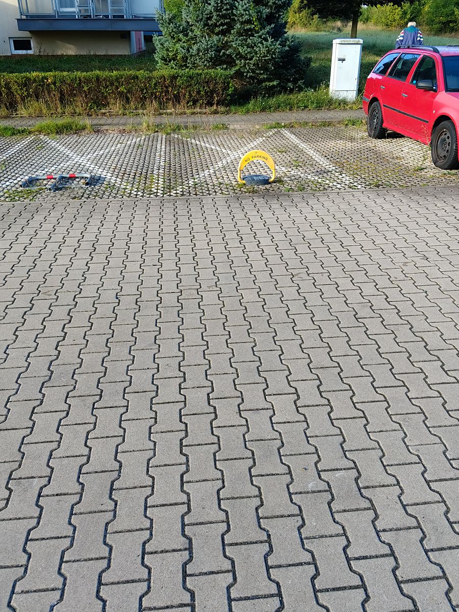 Prodej garážového stání 12 m² – fotografie 2