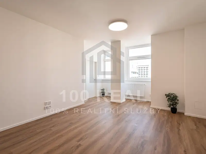Pronájem bytu 2+kk 44 m², Pardubice – náhled fotky 3