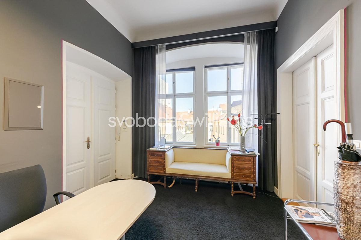 Prodej kanceláře 171 m² – fotografie 5