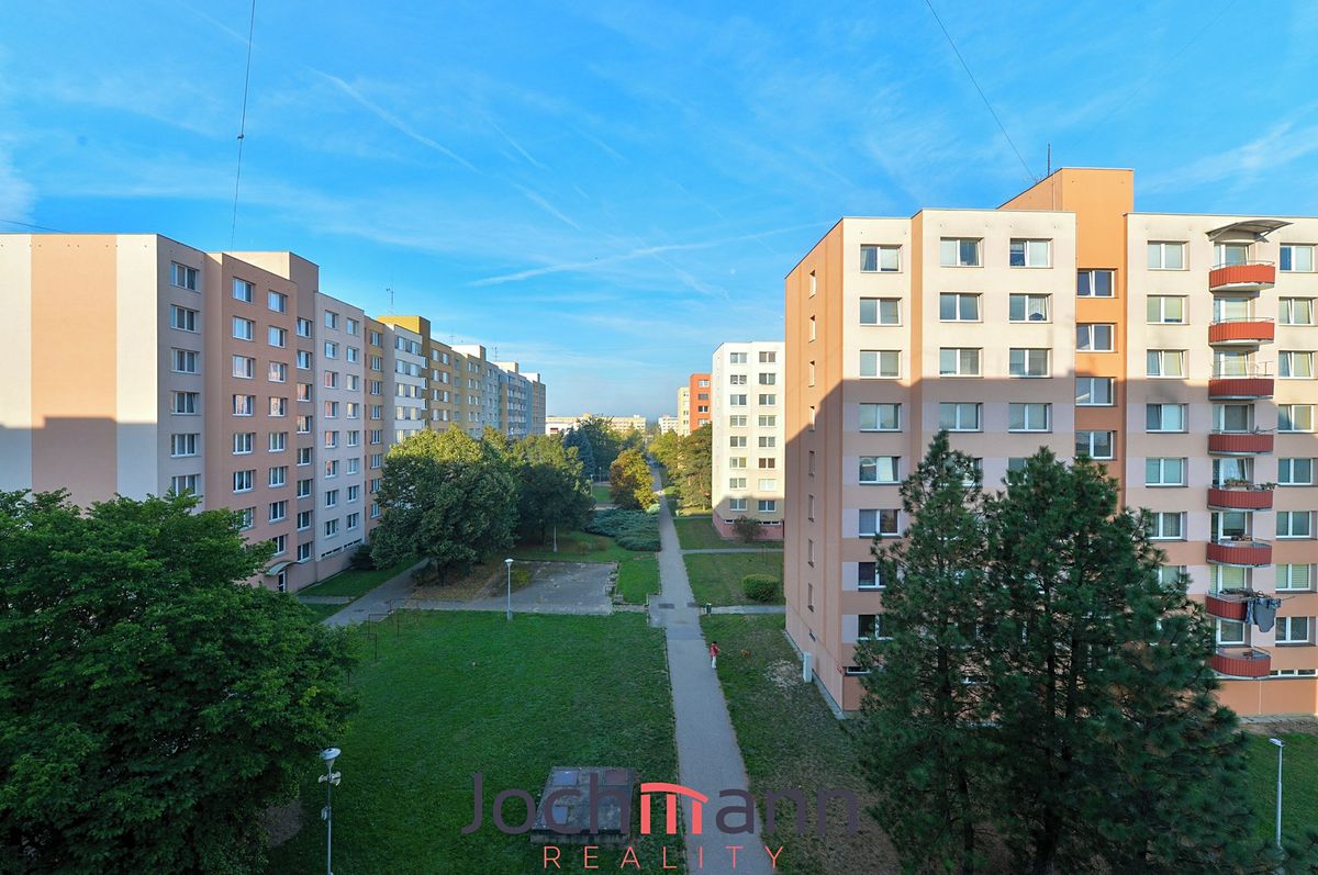 Pronájem bytu 3+kk 67 m² – fotografie 3