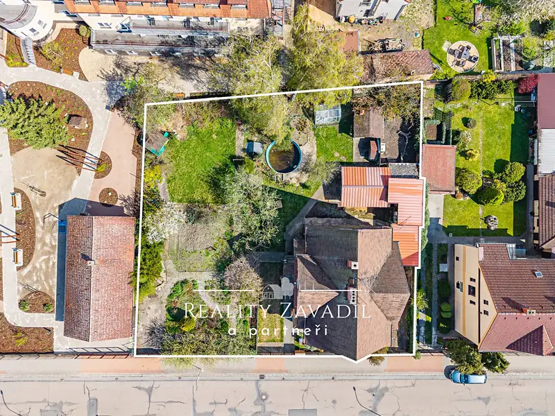 Prodej vícegeneračního domu 216 m², pozemek 1160 m², Chlumec nad Cidlinou – náhled fotky 2