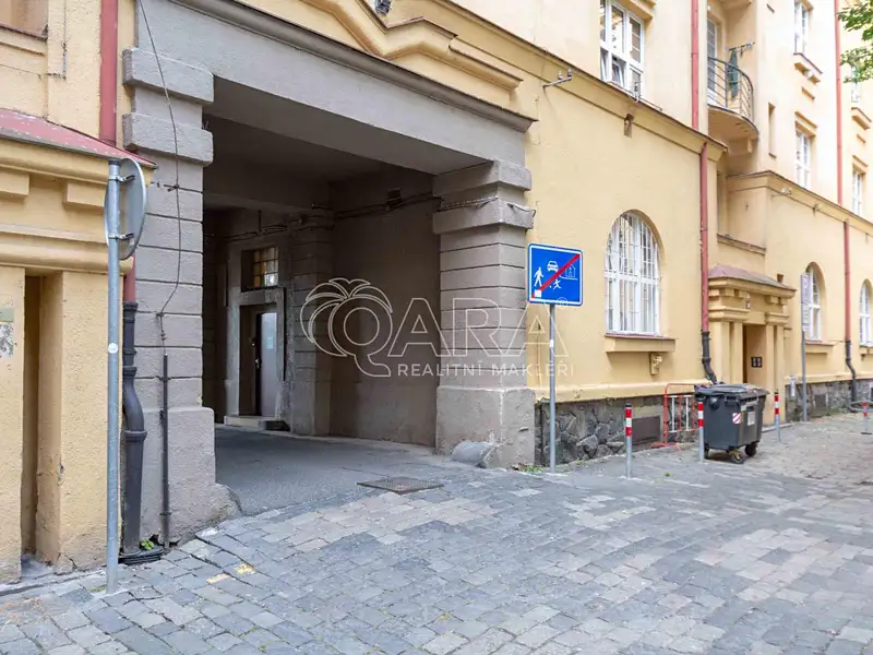Prodej bytu 2+kk 67 m², Praha – náhled fotky 2