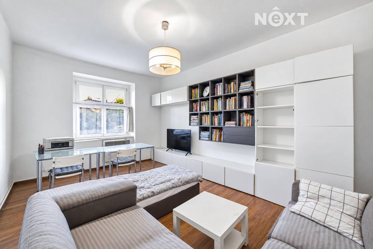 Prodej bytu 2+1 47 m², Praha – fotka 1 z 3