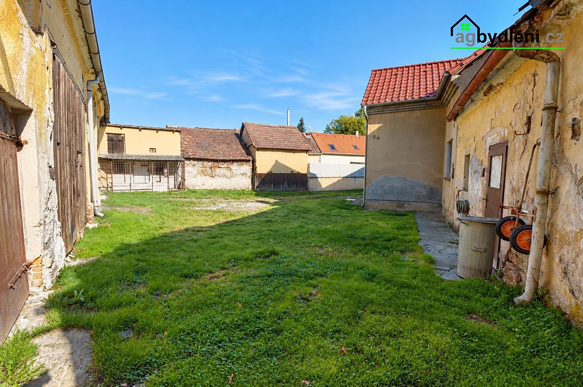Prodej rodinného domu 114 m², pozemek 2339 m² – fotografie 3