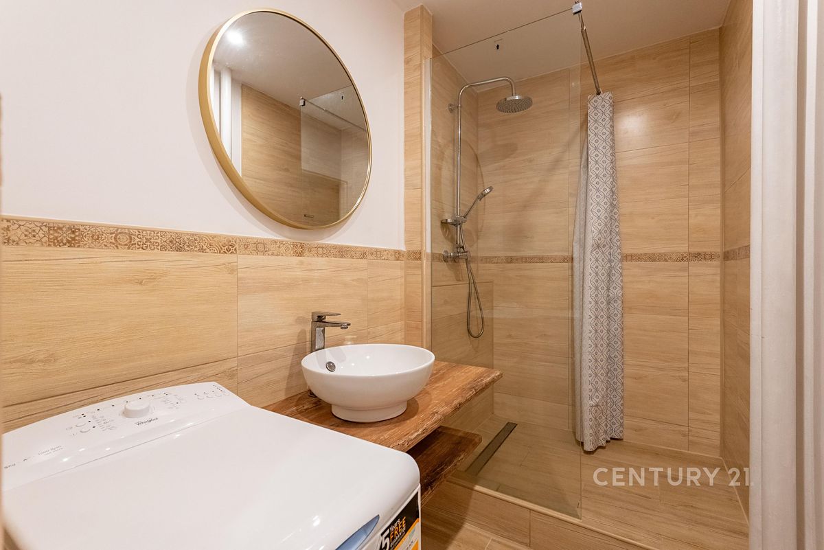 Pronájem bytu 1+1 38 m² – fotografie 3