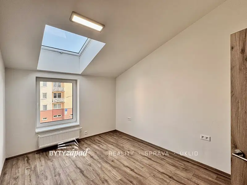 Pronájem bytu 2+kk 48 m², Plzeň – náhled fotky 3