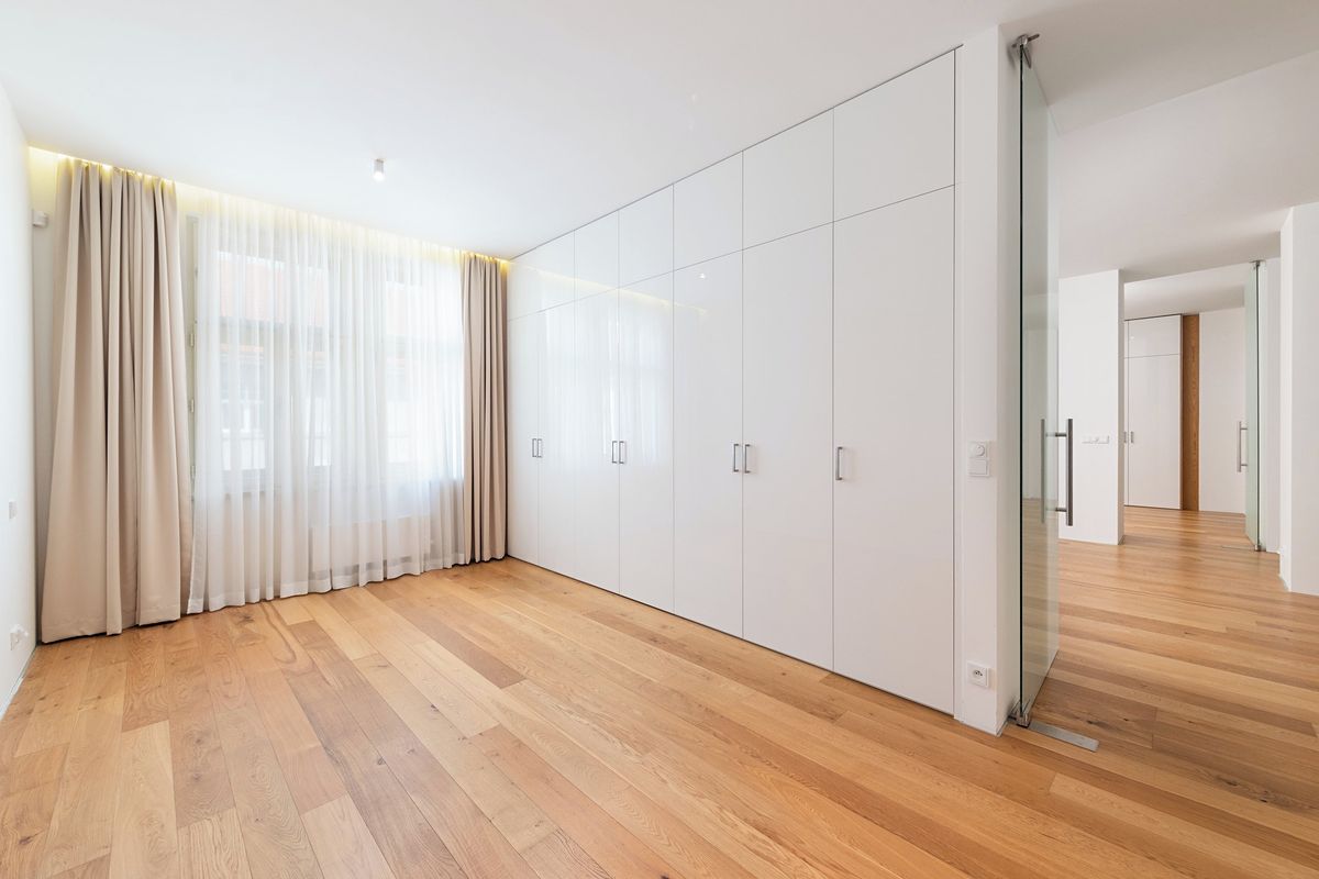 Pronájem bytu 5+kk 184 m² – fotografie 2