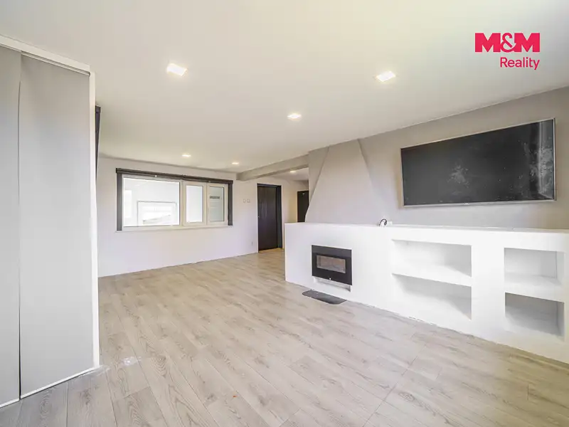 Prodej chalupy 90 m², pozemek 321 m², Hroznětín – náhled fotky 3