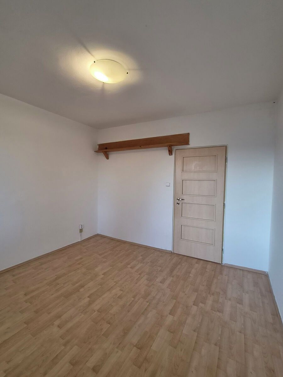 Pronájem bytu 2+1 52 m² – fotografie 4
