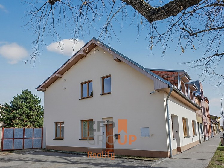 Prodej domu, 202 m² (1 z 26)