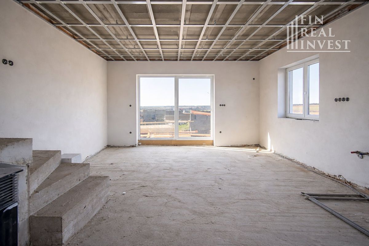 Prodej rodinného domu 132 m², pozemek 700 m² – fotografie 5