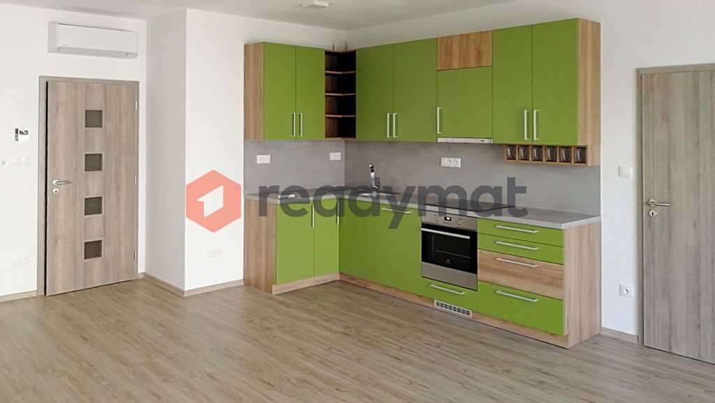 Pronájem bytu 2+kk 43 m² – fotografie 4