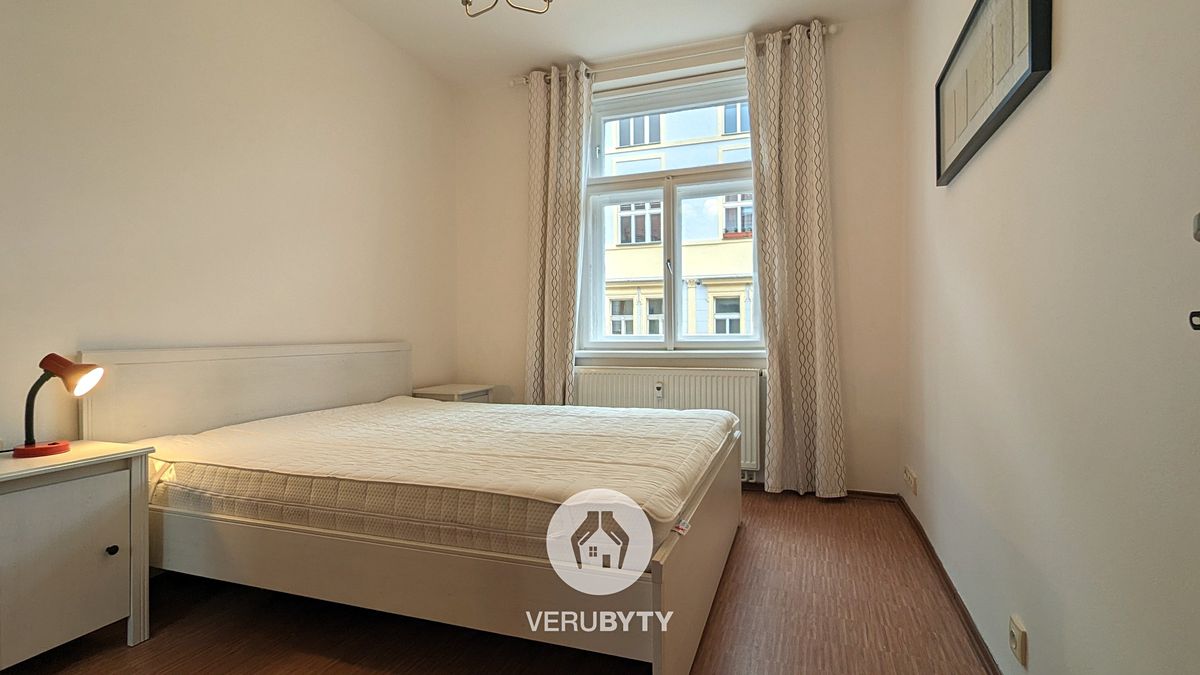 Pronájem bytu 2+kk 43 m² – fotografie 2
