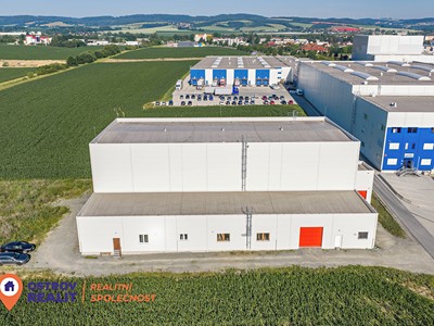 Prodej komerčního prostoru, 1 450 m² (2 z 36)