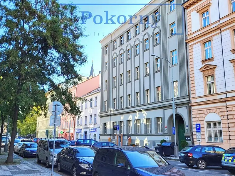 Pronájem kanceláře 113 m², Praha – náhled fotky 2