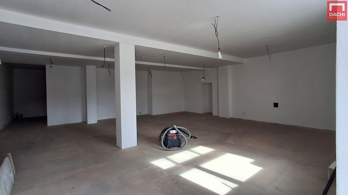 Pronájem komerční nemovitosti 85 m² – fotografie 2