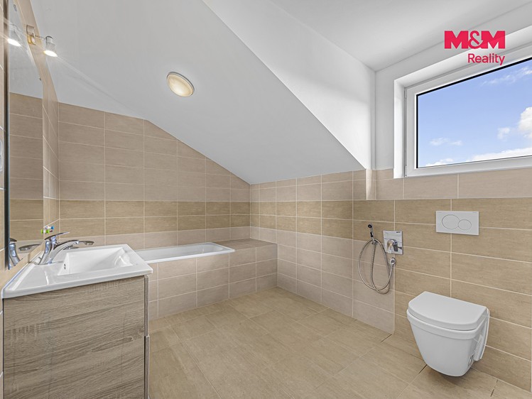 Prodej domu, 119 m² (7 z 17)