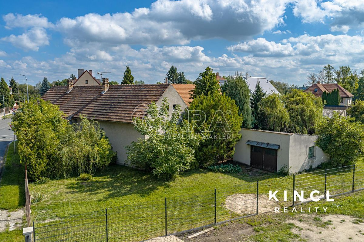 Prodej rodinného domu 104 m², pozemek 922 m² – fotografie 5