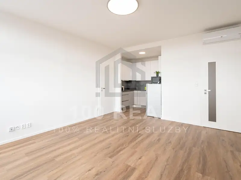 Pronájem bytu 2+kk 51 m², Pardubice – náhled fotky 2