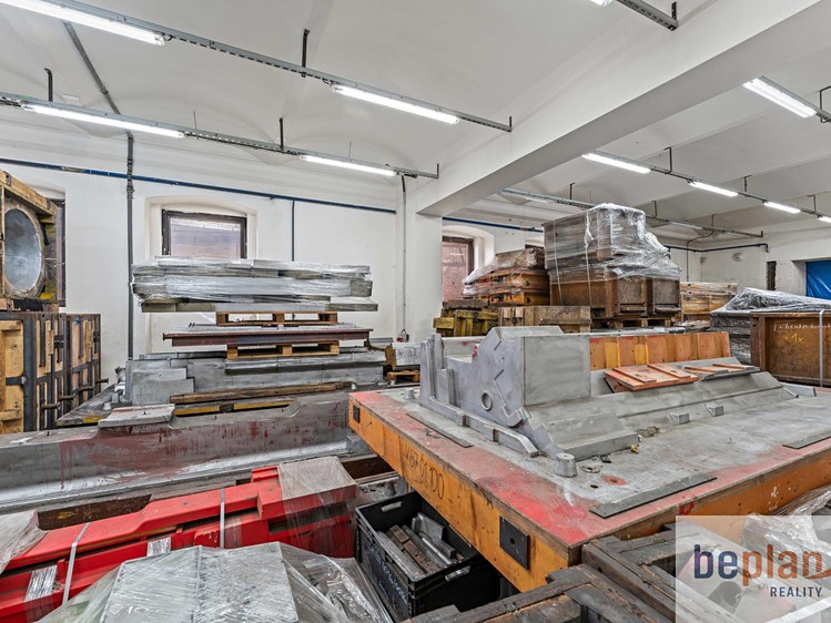 Prodej komerčního prostoru, 7 660 m² (11 z 26)