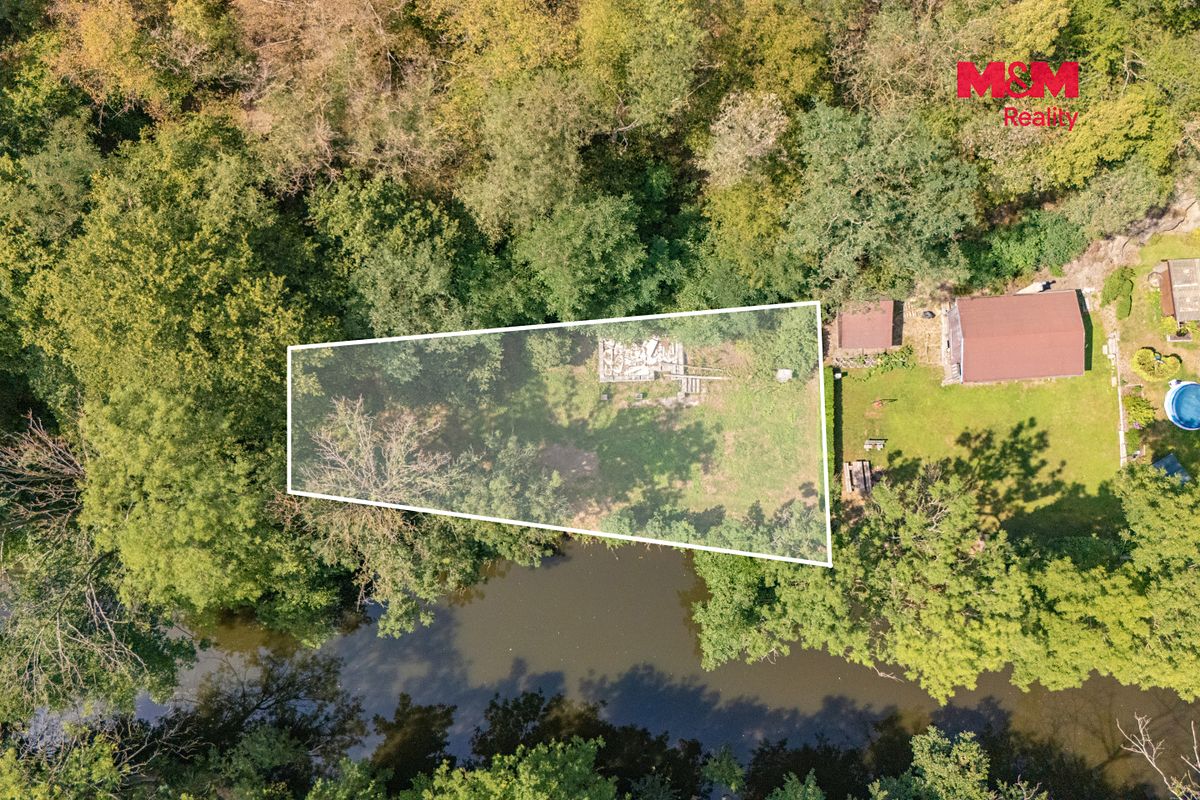 Prodej stavebního pozemku 369 m² – fotografie 2