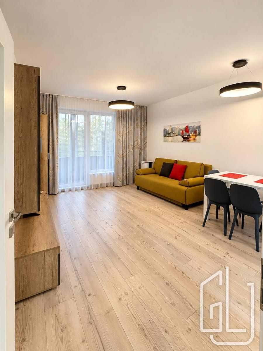 Pronájem bytu 2+kk 67 m² – fotografie 4
