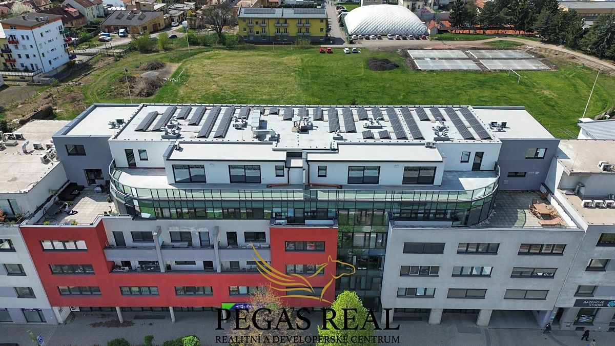 Prodej kanceláře 73 m² – fotografie 2