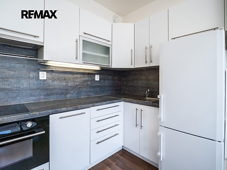 Квартира 1+kk на продаж, 28 м² (13 з 21)
