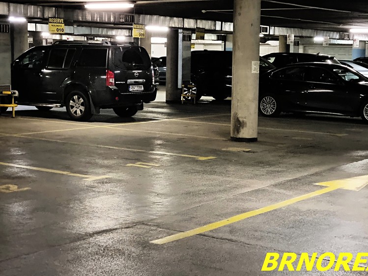 Pronájem nemovitosti, 12 m² (16 z 23)