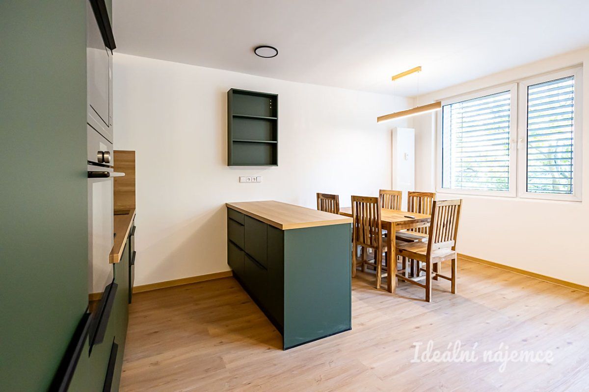 Pronájem bytu 3+kk 69 m² – fotografie 3