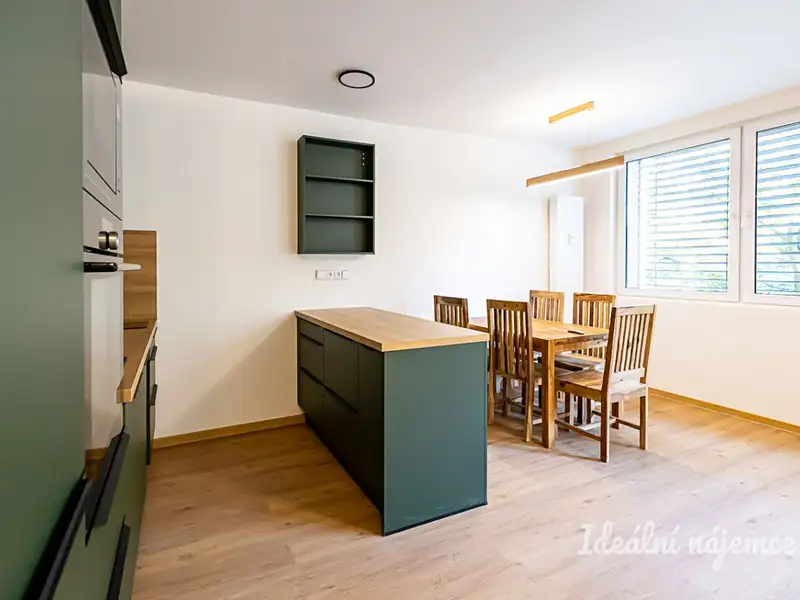 Pronájem bytu 3+kk 69 m², Praha – náhled fotky 3