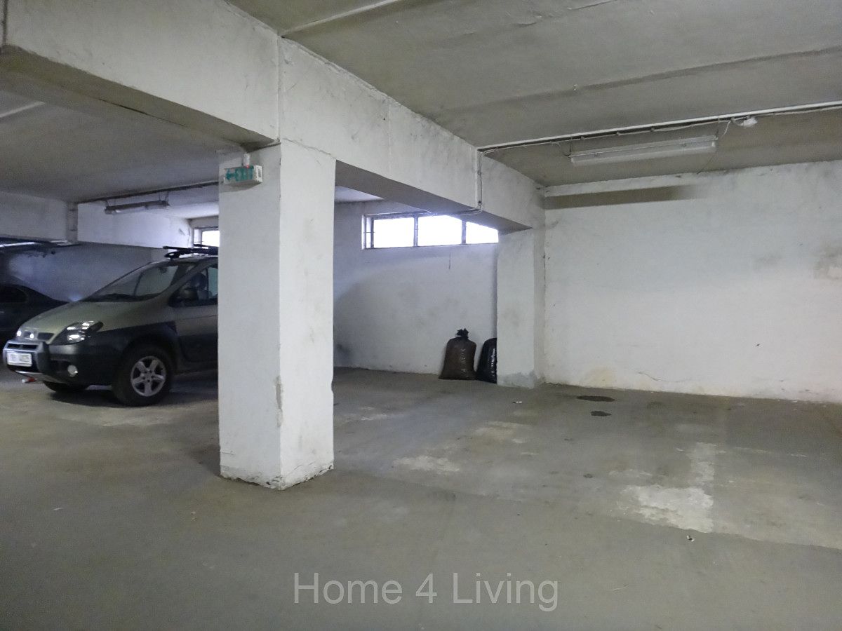 Prodej garážového stání 20 m² – fotografie 2