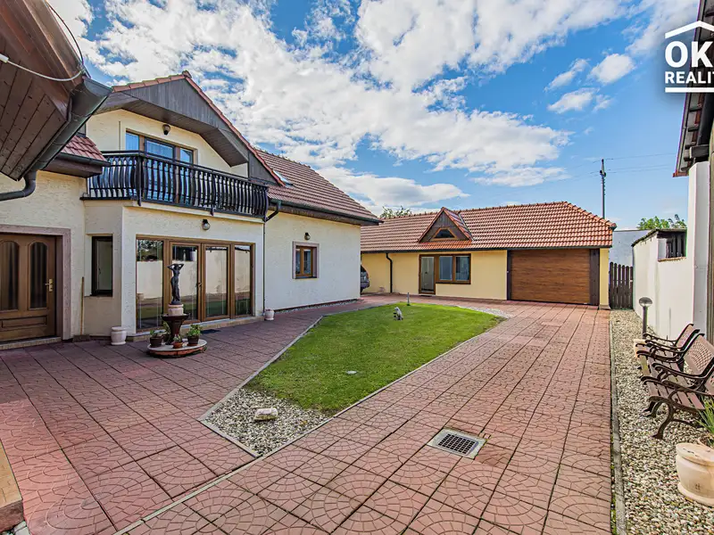 Prodej rodinného domu 358 m², pozemek 2875 m², Červenka – náhled fotky 3