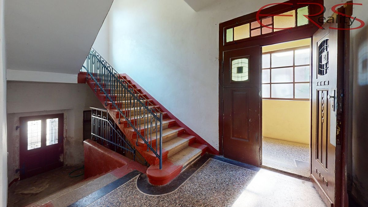 Prodej rodinného domu 518 m², pozemek 502 m² – fotografie 5