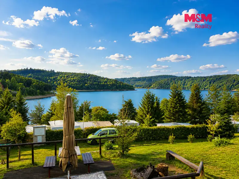Prodej stavebního pozemku 1317 m², Milešov – náhled fotky 2