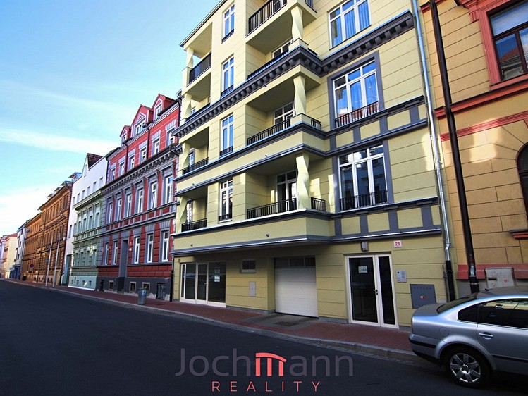 Pronájem bytu 1+kk, 43 m² (7 z 8)