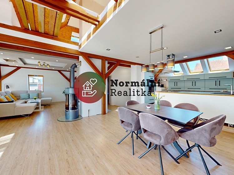 Haus zum Kauf, 445 m² (3 von 100)