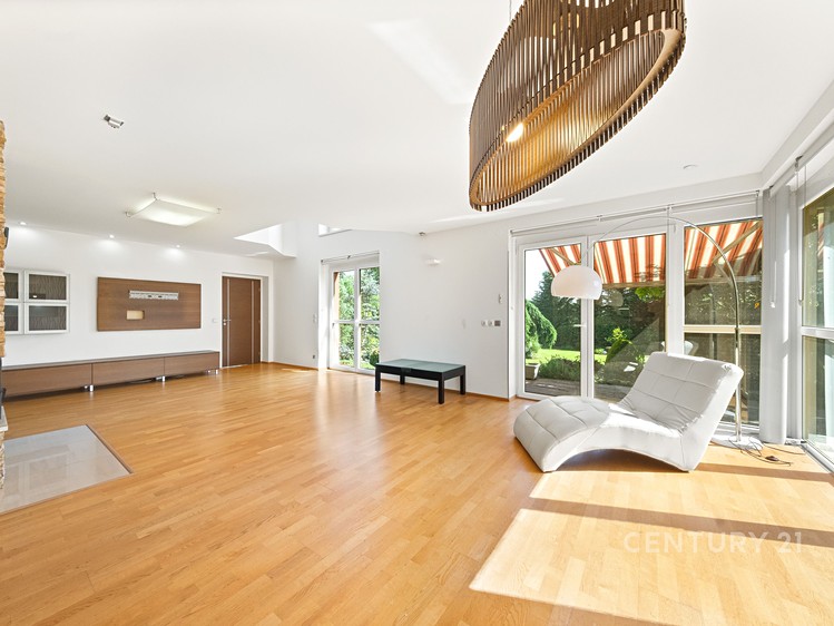 Будинок в оренду, 210 м² (16 з 47)