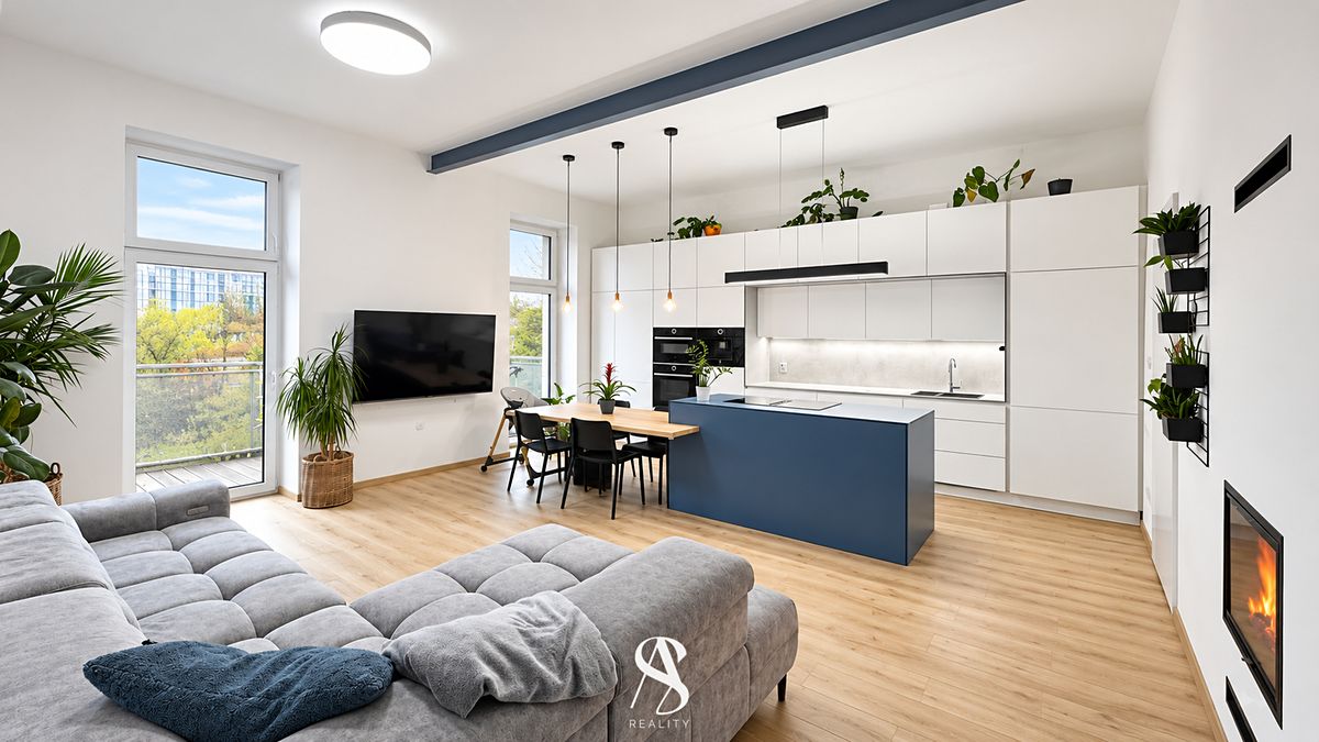 Pronájem bytu 3+kk 98 m²