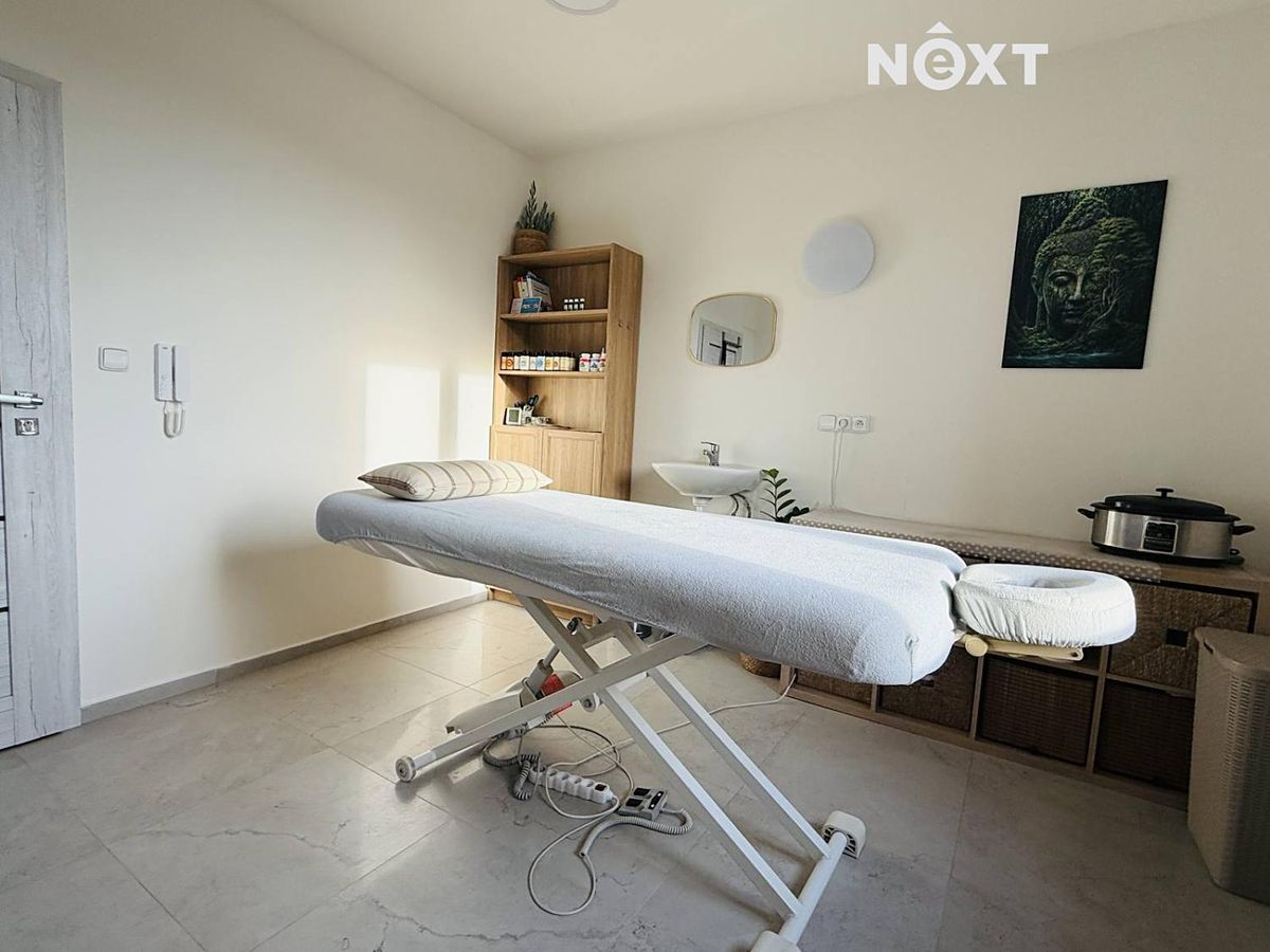 Pronájem obchodního prostoru 12 m² – fotografie 4